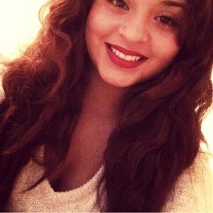 Meet your Posher, Natalie